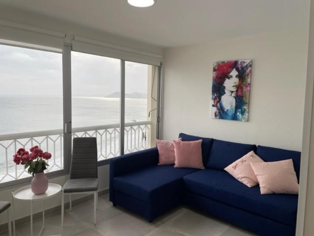 Precioso Apartamento A Estrenar En Primera Linea De Playa Benidorm Buitenkant foto