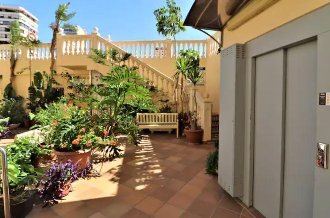Precioso Apartamento A Estrenar En Primera Linea De Playa Benidorm Buitenkant foto